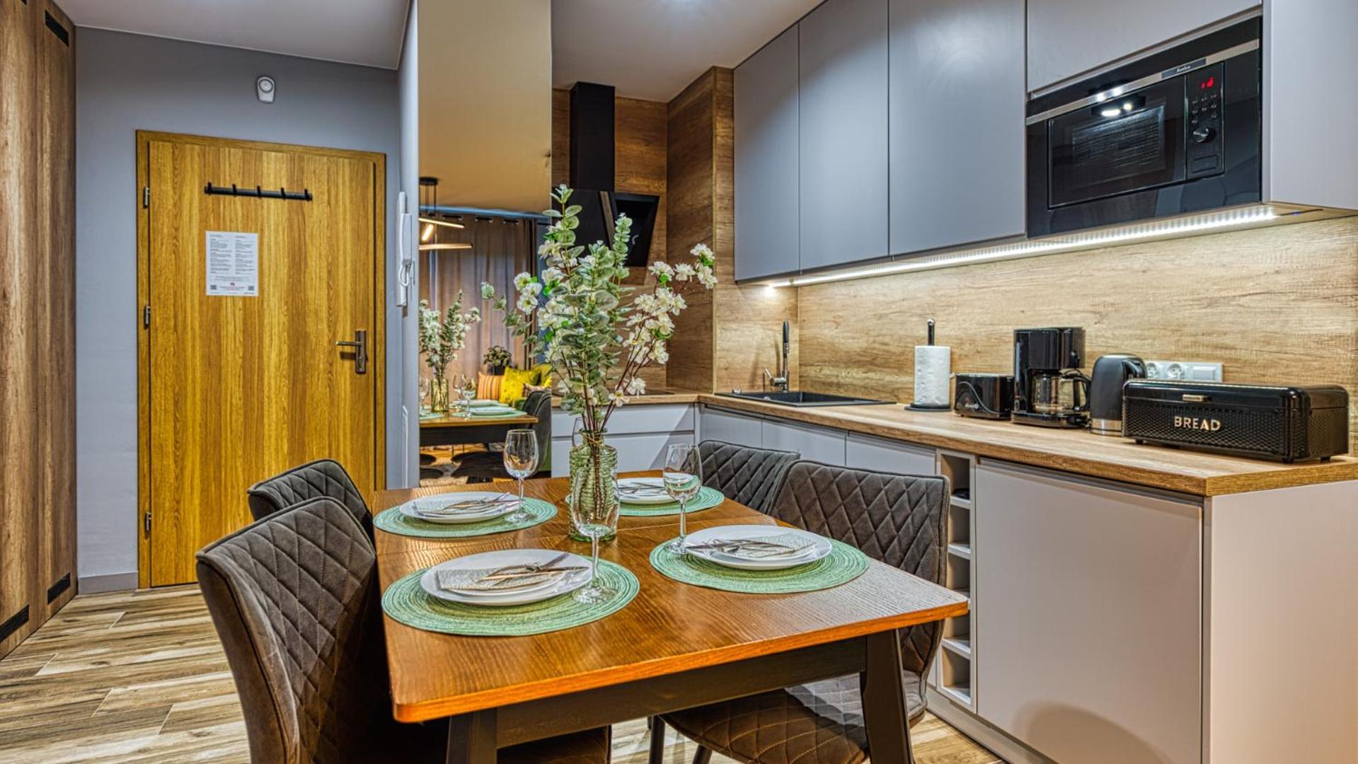 Apartamenty Royal Aparts Centrum - Kilinskiego 17A Przy Wyciagu, Blisko Szlakow Szklarska Poreba Exterior photo